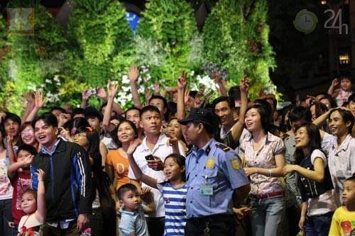 Đêm giao thừa, hồi hộp từng giây - 5