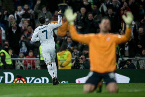 Real - Sevilla: Ronaldo chuộc tội - 1