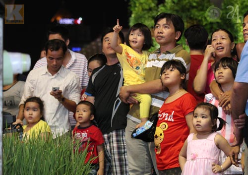 Đêm giao thừa, hồi hộp từng giây - 6