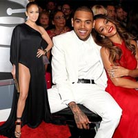 Ca nhạc - MTV - Những chuyện lạ tại Grammy 2013