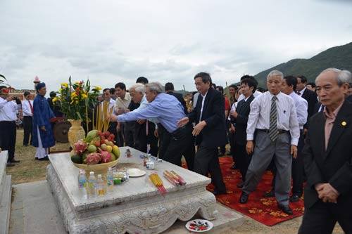 Tưng bừng lễ hội Đống Đa - 6