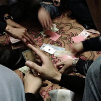 Pháp luật - “Thiêu thân” trên sới bạc ngày xuân