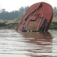 Tin tức trong ngày - Thượng úy biên phòng cứu sống 5 người