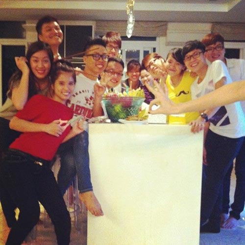 Loạt ảnh nóng sao Việt ăn Tết - 11