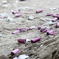 Tin tức trong ngày - Hải Dương vẫn còn xác pháo tết