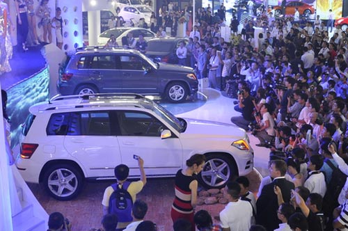 Thị trường ô tô Việt tăng mạnh…do thuế ! - 1