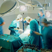 Sức khỏe đời sống - Bác sĩ cắt nhầm tinh hoàn bệnh nhân