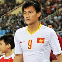 Bóng đá - Nóng: Công Vinh ký hợp đồng với SLNA