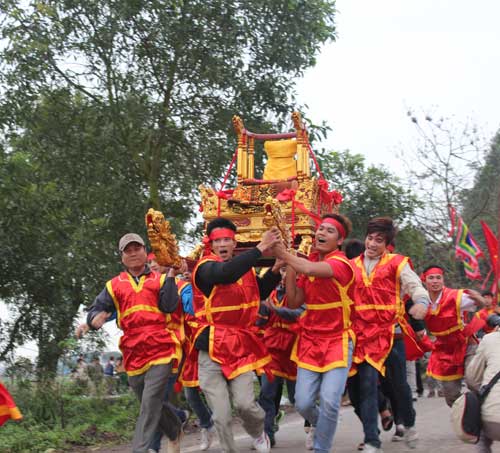 Đi xem rước vua giả ở... Hà Nội - 2