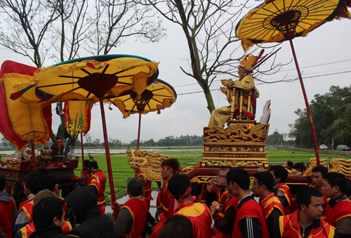 Đi xem rước vua giả ở... Hà Nội - 12