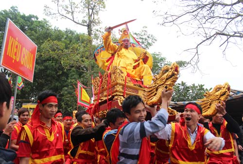 Đi xem rước vua giả ở... Hà Nội - 10