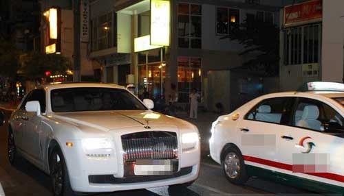 Sinh nhật đại gia Sài Thành với dàn xe siêu sang - 10