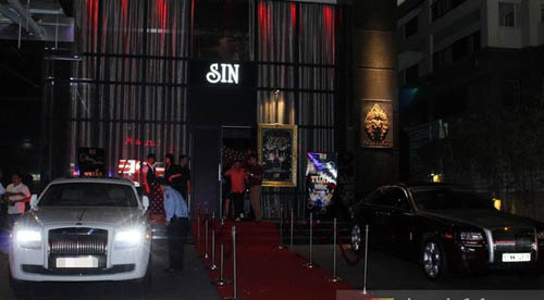 Sinh nhật đại gia Sài Thành với dàn xe siêu sang - 4