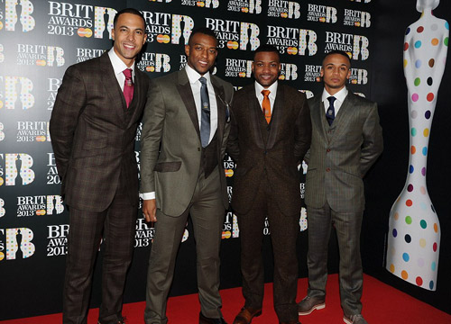 Bond Girl làm “nổi sóng” thảm đỏ Anh - 20