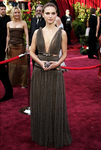 Những chiếc váy đẹp nhất lịch sử Oscar - 8