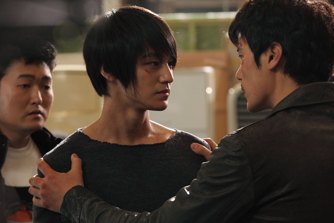 Tuyệt đỉnh phim kinh dị của Kim Bum - 9