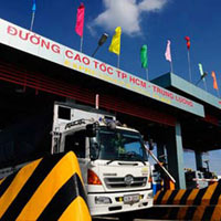 Tin tức trong ngày - Bán quyền thu phí cao tốc TP.HCM-Trung Lương