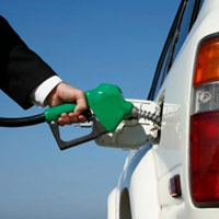 Thị trường - Tiêu dùng - Giá dầu thô xuống thấp nhất trong năm