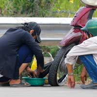 Tin tức trong ngày - Đinh tặc “quây” cầu Cần Thơ