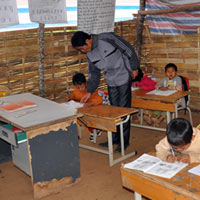 Giáo dục - du học - Trường học tạm dọc dài biên ải