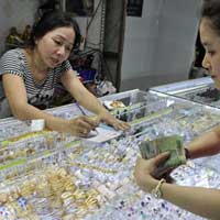 Tin tức trong ngày - Dịch vụ lạ: Cho thuê... nữ trang ngày cưới