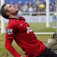 Bóng đá - Chấn thương của Persie không đáng ngại