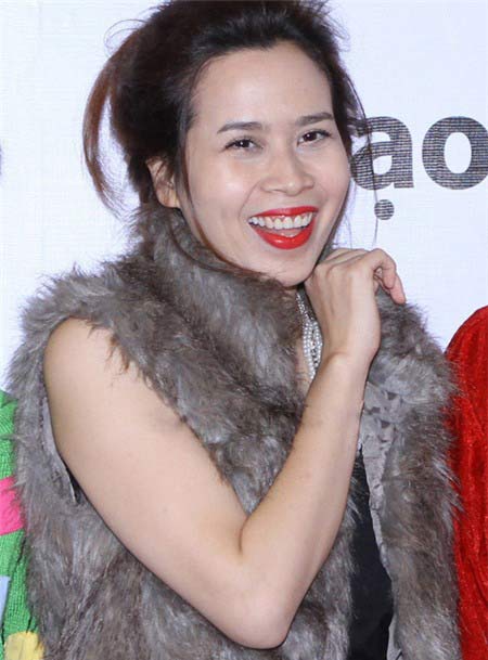 Sao Việt và những bờ môi đỏ "kinh hoàng" - 8