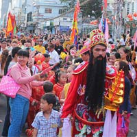 Tin tức trong ngày - Độc đáo Tết Nguyên tiêu ở phố người Hoa