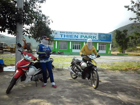 Phụ nữ và nghiệp xe thồ - 2