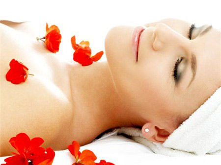 Những "kẻ phá hoại âm thầm" của làn da - 2