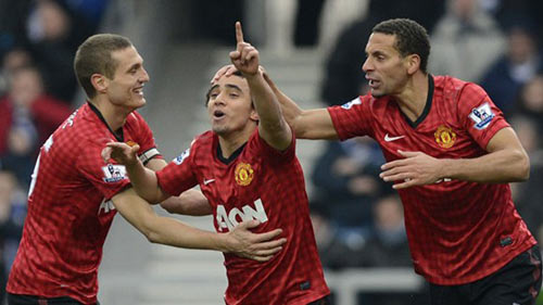 MU: Có một hàng thủ “siêu tấn công” - 2