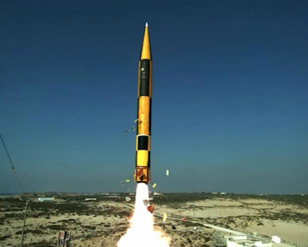 Israel thử thành công tên lửa đánh chặn mới - 1