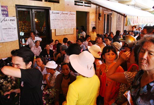 Tiễn đưa 6 nạn nhân: Tột cùng nỗi đau! - 2