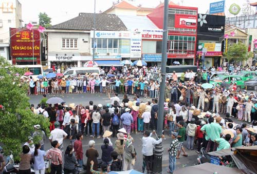 Tiễn đưa 6 nạn nhân: Tột cùng nỗi đau! - 10