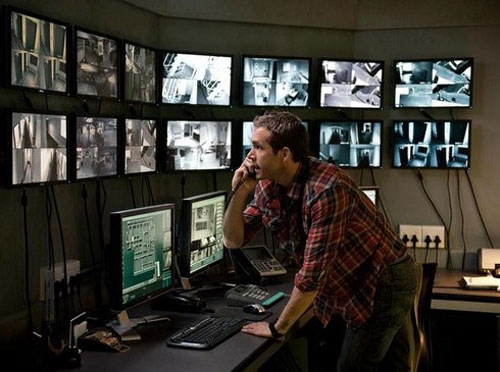 Trailer phim: Safe House - 4