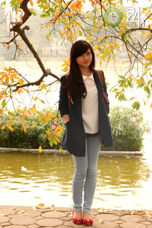 Thiếu nữ lãng mạn giữa mùa lộc vừng thay lá - 11