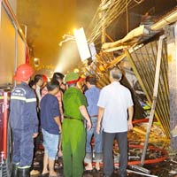 Tin tức trong ngày - Vụ nổ nhà: Tai họa trên trời rơi xuống