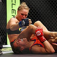 Võ thuật - UFC - Quyền Anh - Khoảnh khắc đẹp về &quot;nữ hoàng bẻ tay&quot;