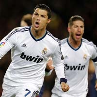 Bóng đá - Real quật ngã Barca: Chiến thư gửi MU