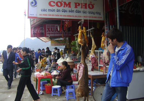 Thịt thú rừng tại chùa Hương là... hàng dỏm - 1