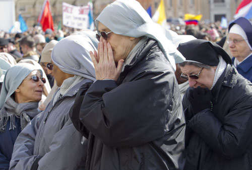 Hôm nay, Giáo hoàng từ biệt giáo dân - 12