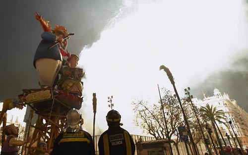 10 lý do bạn nên du lịch vào tháng 3 - 4