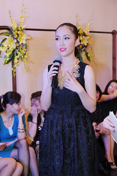 Ngọc Hân lép vế trước Linh Nga - 3