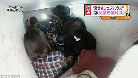 Cuộc sống trong căn hộ 2 mét vuông ở Tokyo - 2