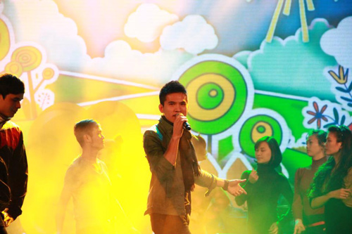 Bùi Anh Tuấn không được biểu diễn - 11