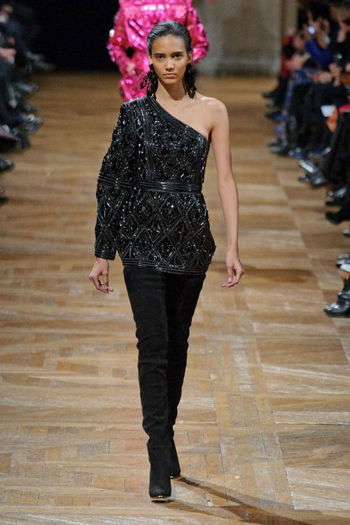 Balmain làm nức lòng giới quý tộc - 12