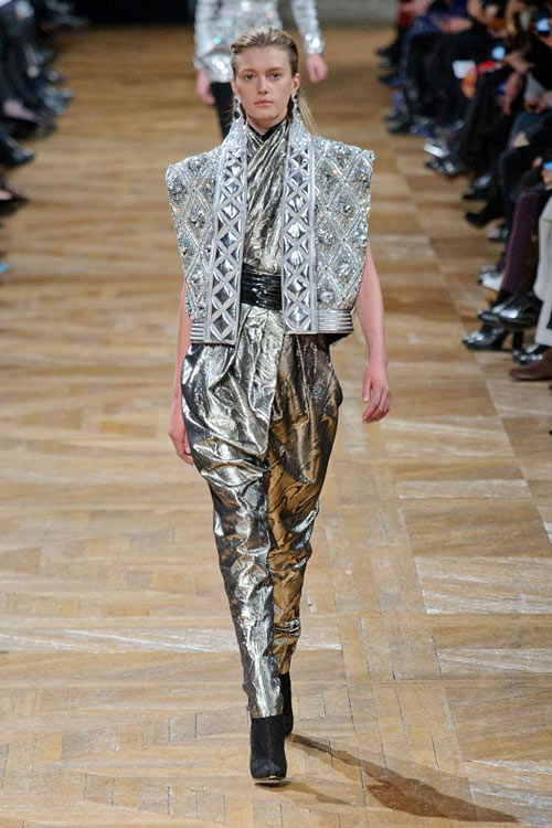 Balmain làm nức lòng giới quý tộc - 14