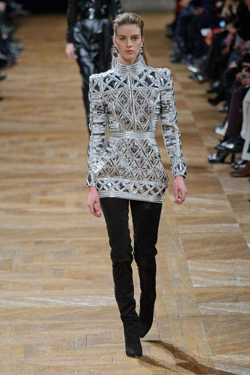 Balmain làm nức lòng giới quý tộc - 15