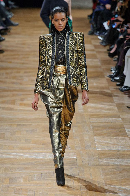 Balmain làm nức lòng giới quý tộc - 10