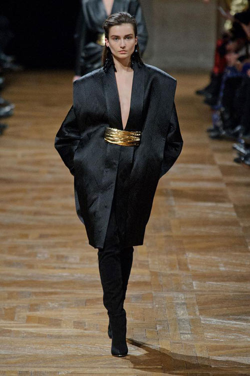 Balmain làm nức lòng giới quý tộc - 3